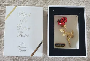 Authentic The Crimson Bloom: 18Kt Gold-Plated Heart of a Dozen Roses Brooch