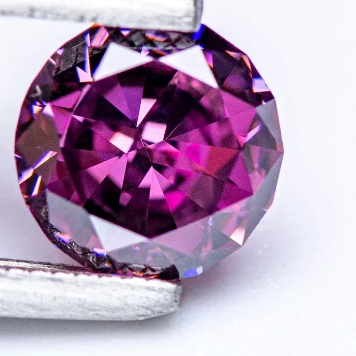 Authentic Z- Q- Cubic Zirconia No Certificate Crushed Ice Cut Round Shape Purple Pomegranate Color Charms Bead For Jewel Making