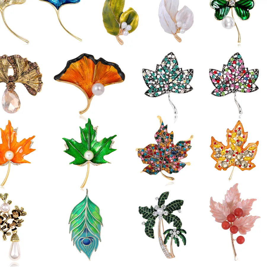 Authentic temperament leaf brooch shiny rhinestone color pin maple leaf ginkgo biloba dress men's women's accessories jewelry