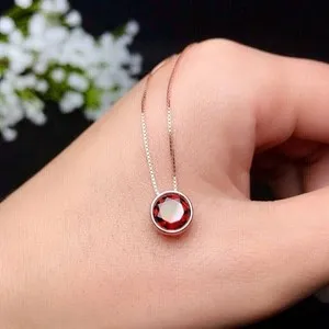 Authentic The Crimson Heart Solitaire: A Radiance of Eternal Vitality