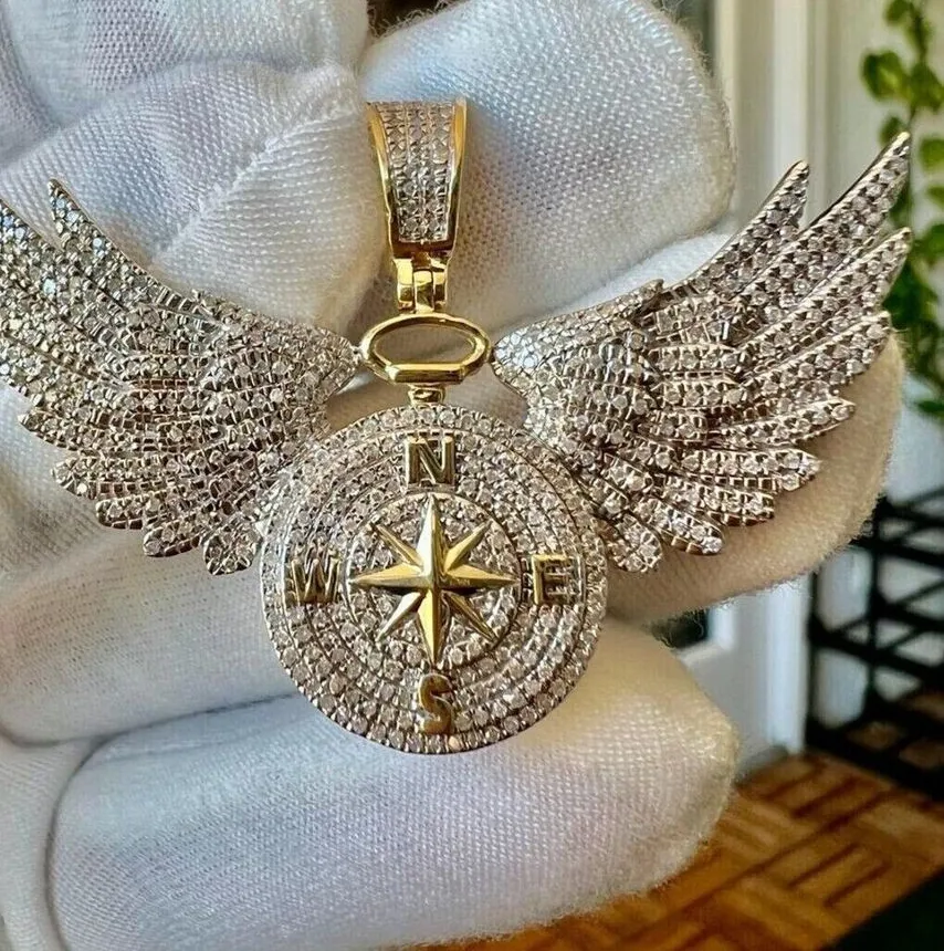 Authentic Celestial Guidance: 2.60Ct Moissanite Compass Pendant of Inner Navigation