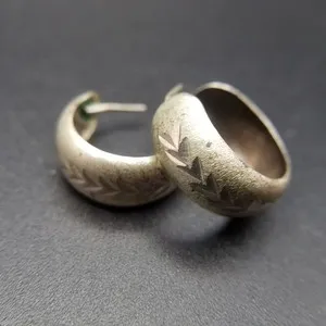 Authentic Gilded Foliage V-Shape Hoops