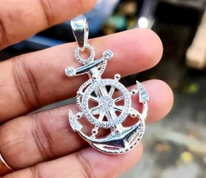 Authentic Starlit Anchor: 2‑Carat Moissanite Ship‑Wheel Pendant in 14K White Gold