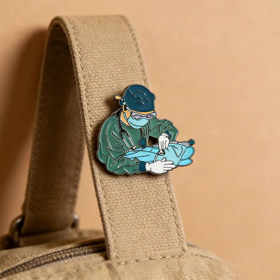 Authentic Anti- Epidemic Medical Worker Brooch Nurse Doctor Lapel Pin For Med Staff Bag Accessories Brooch Badge Jewelry