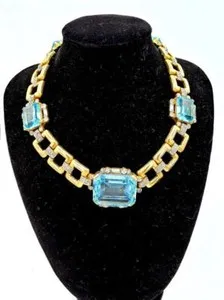 Authentic The 1930s Trifari Philippe Aqua and Clear Rhinestone Luminescent Neck Talisman