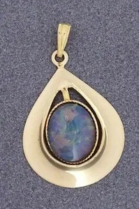 Authentic The Luminous Opal Triplet Gilded Visionary Pendant