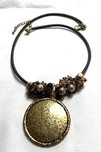 Authentic The 1980 Premier Designs Caramel Latte Gold Plated Pendant Necklace