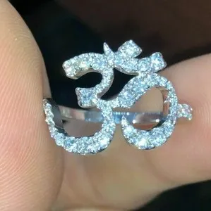 Authentic Celestial 2.5‑Carat Om Emblem – Radiant Lab‑Created Diamond in 14K White‑Gold Aura