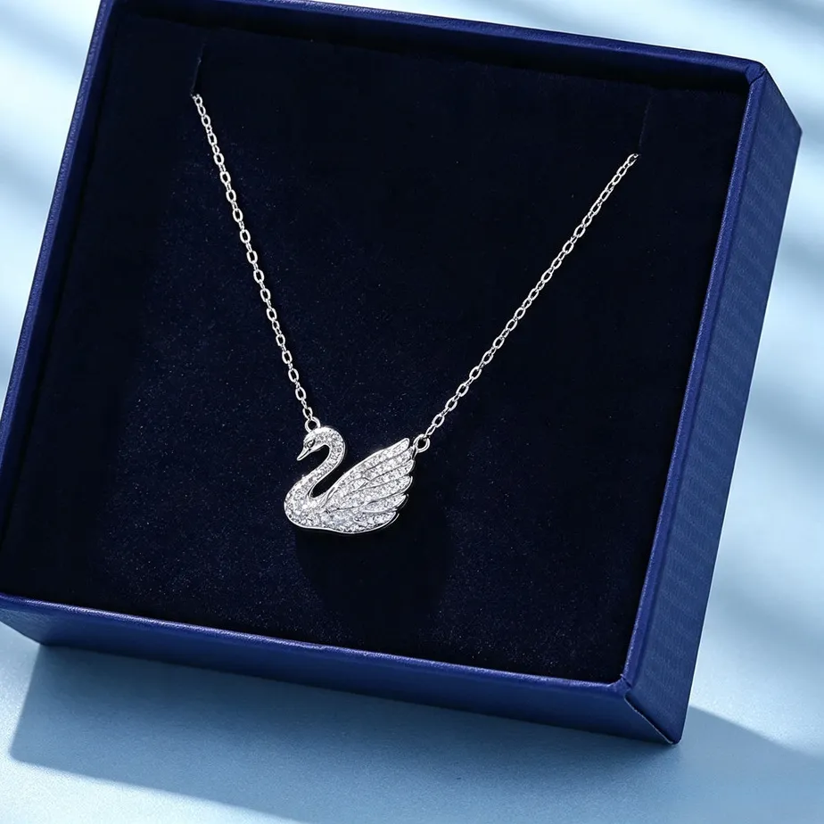 Authentic Light Religious Simplicity Beating Heart Swan Necklace Female Spiritual Necklace Girlfriend Sister Pure Silver S925