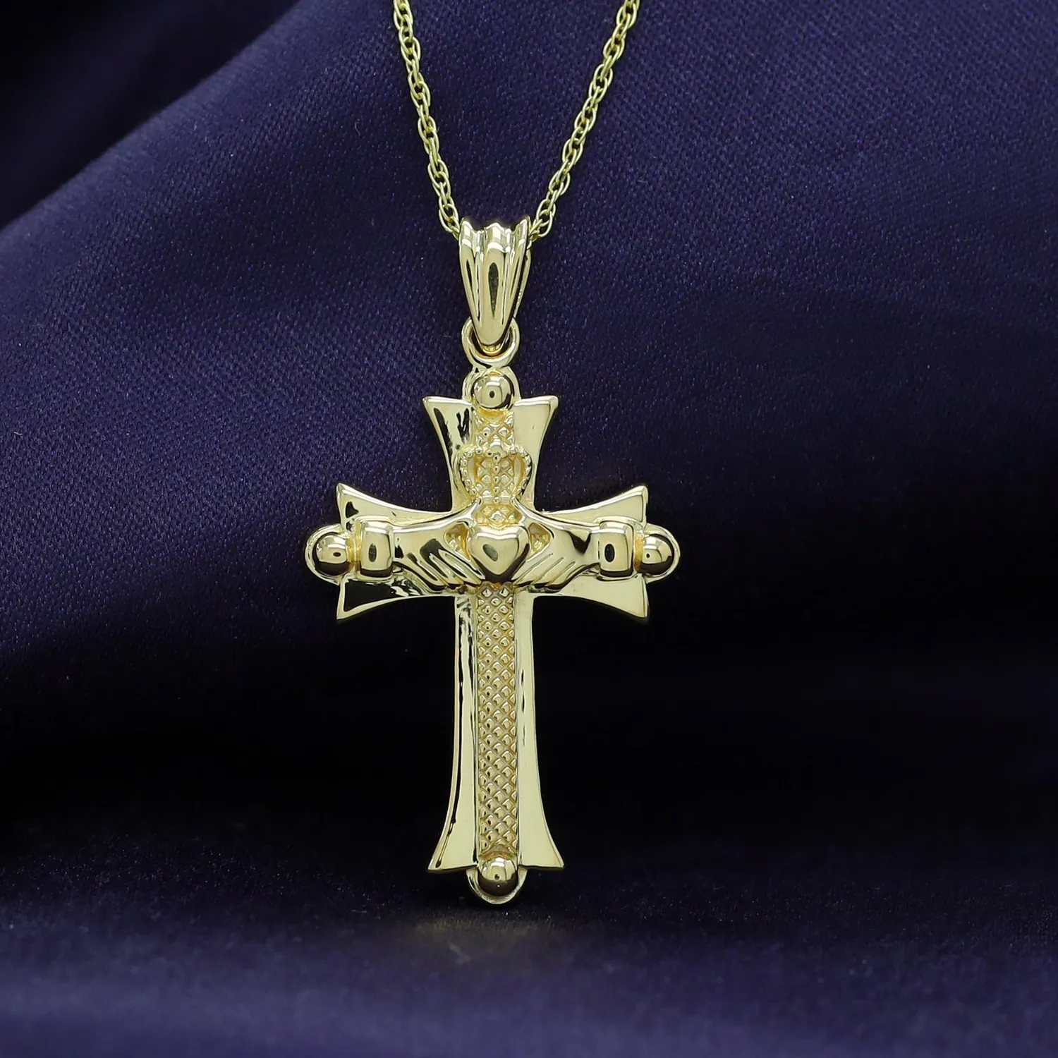 Authentic Enchanted Claddagh Cross Amulet – 18‑inch Sterling Silver Necklace