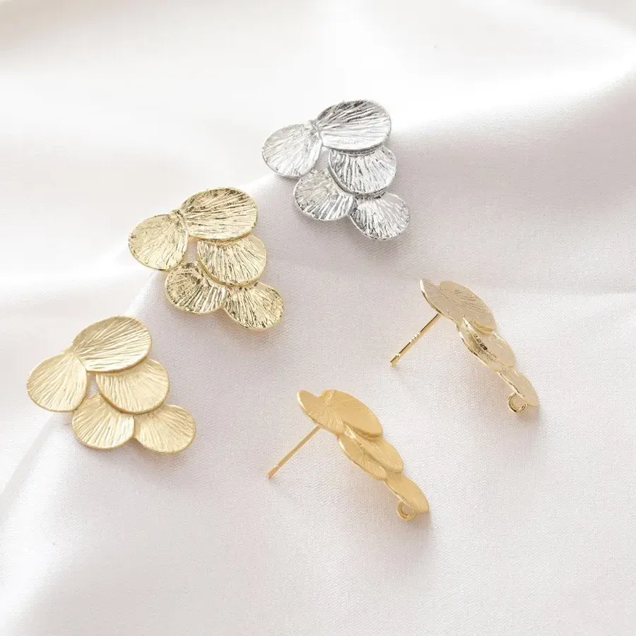 Authentic 4Pcs 14K Gold Plated Leaf Shape Diy Earrings Making Charms Jewelry Findings Supplies Components Accessories