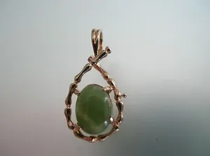 Authentic Celestial Verdance: The Rose-Gilded Taiwan Jade Talisman