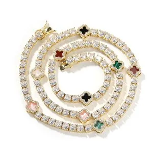 Authentic Amulet of Verdant Fortune: The Four-Leaf Clover Bracelet