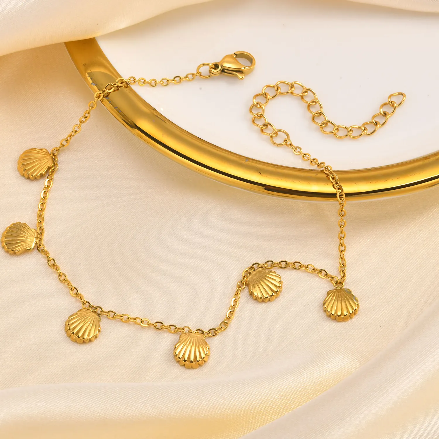 Authentic Tides of Time Vintage Shell and Cross Anklet