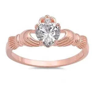 Authentic Aura of the Emerald Isle: Claddagh's Embrace Ring