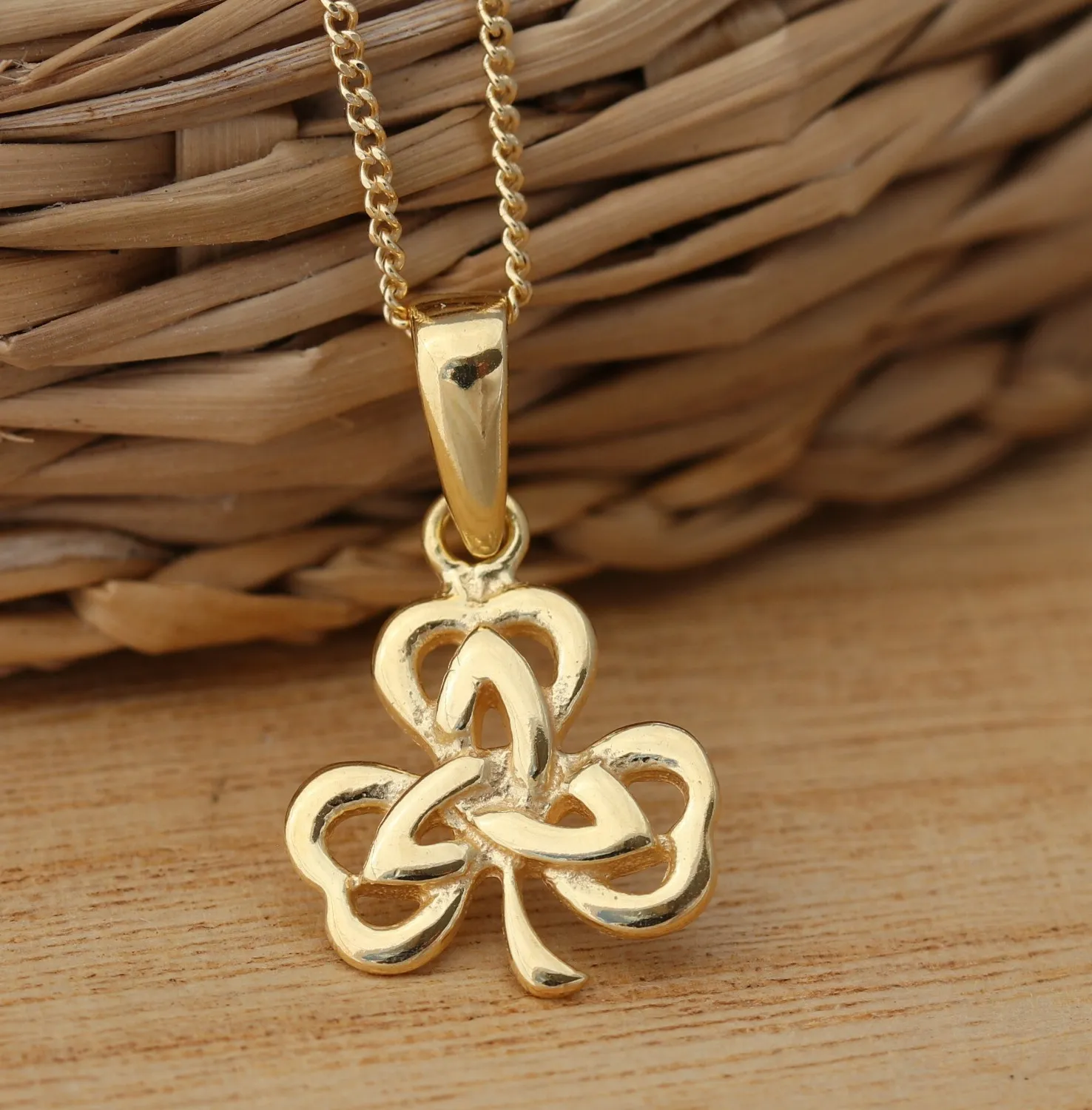 Authentic Yellow Gold Plated 925 Sterling Silver Irish Shamrock 3-Leaf Clover Necklace Box
