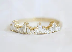 Authentic The Golden Horizon: Tapered Baguette Eternity Talisman