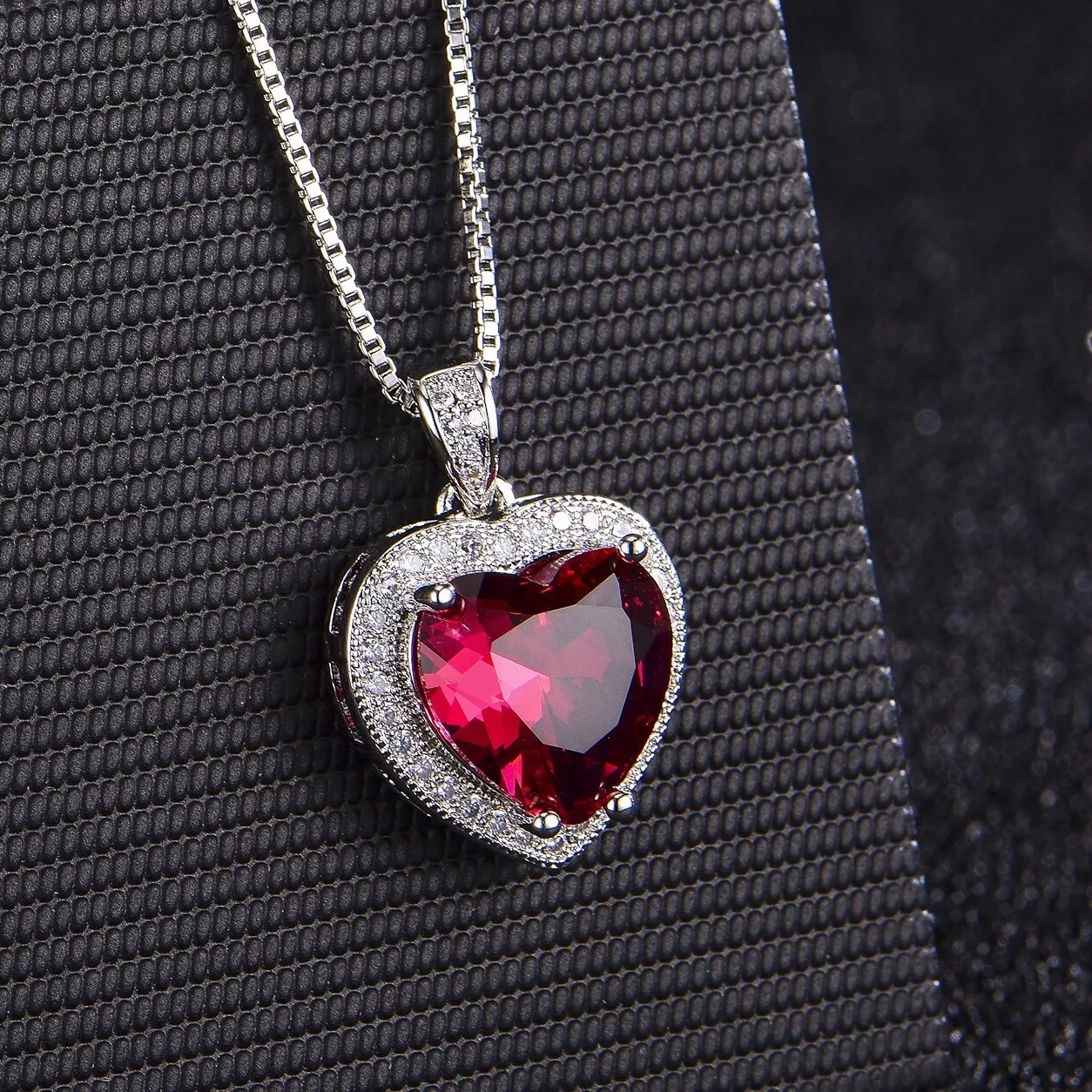 Authentic The Eternal Heart of 18K White Gold Pendant