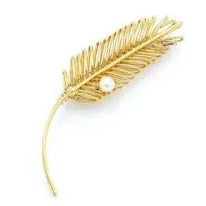 Authentic The Gilded Plume: Vintage Gold-Plated Pearl Feather Brooch