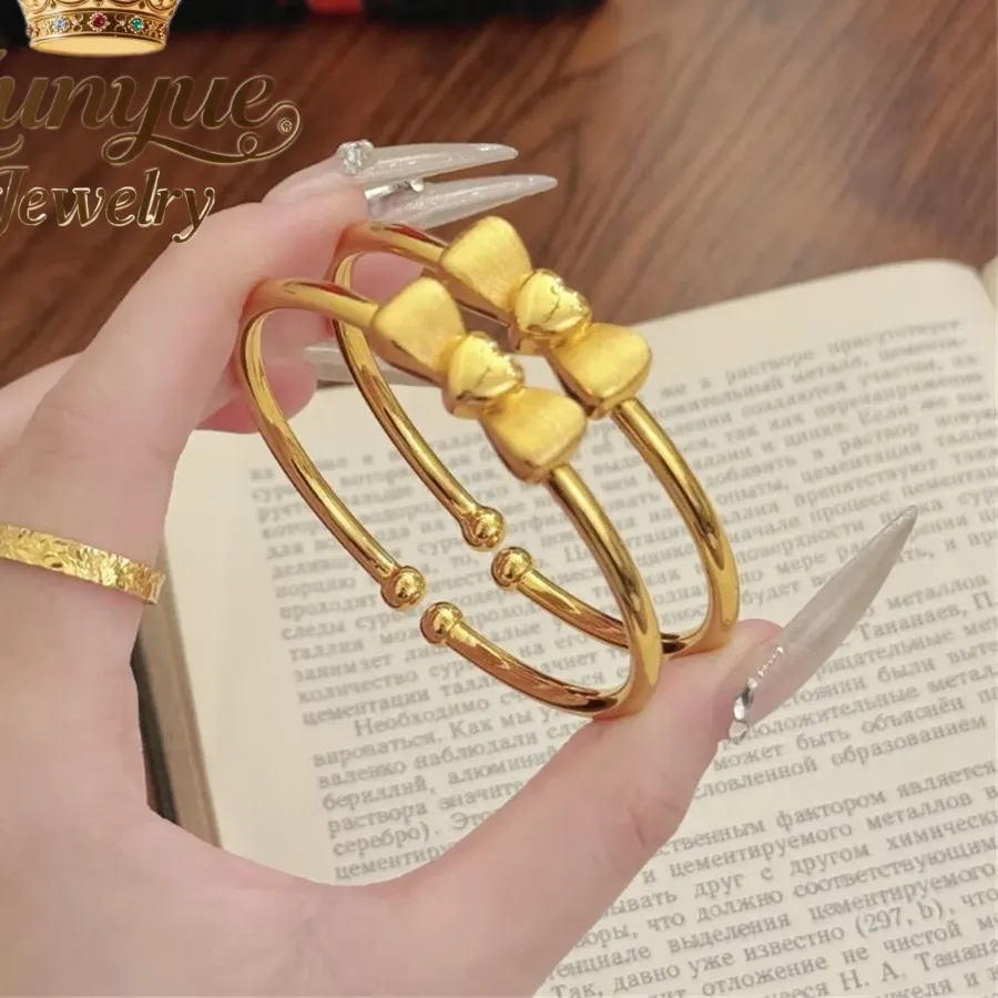 Authentic Sand Gold Heart-Shaped Bow Bracelet Cute And Gentle Best Selling Luxury Quality Jewelry Jewelry Exquisite Charms Elegant