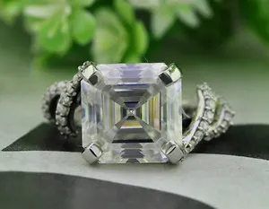 Authentic The Eternal Loom Moissanite Twisted Band in Sterling Silver