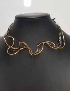 Authentic The Nali Wavy Thread: A Golden Conduit of Fluid Grace