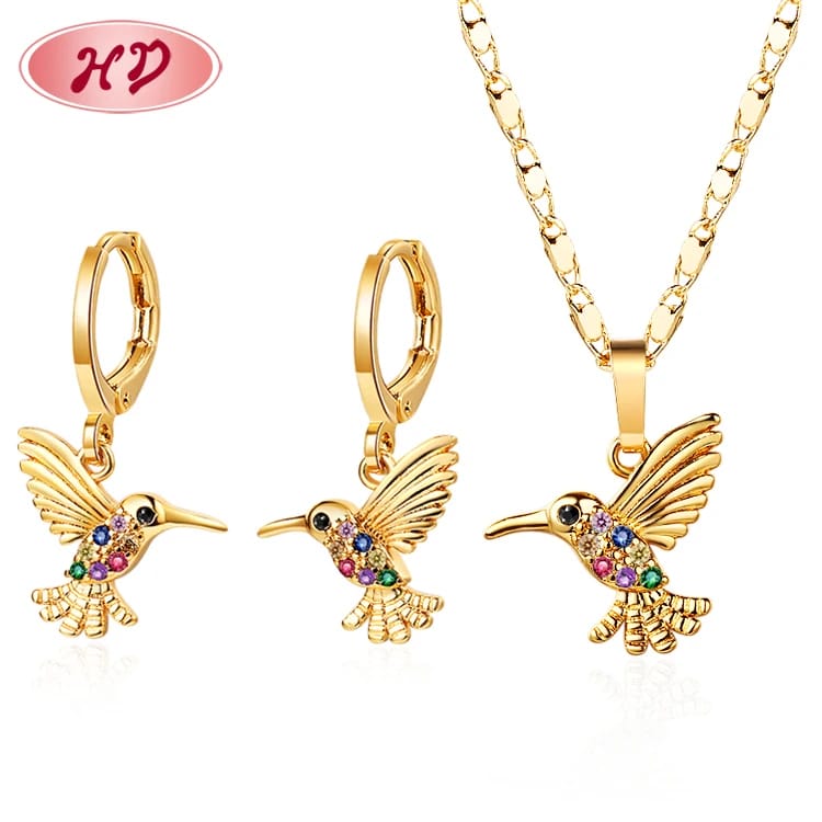 Gold plated  Hummingbird  Jewelry Set (necklace + earrings) Love