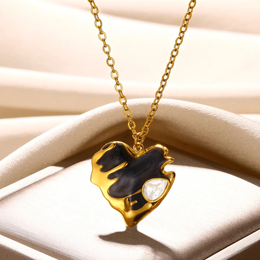 Gold plated  Heart Pendant Necklace Love