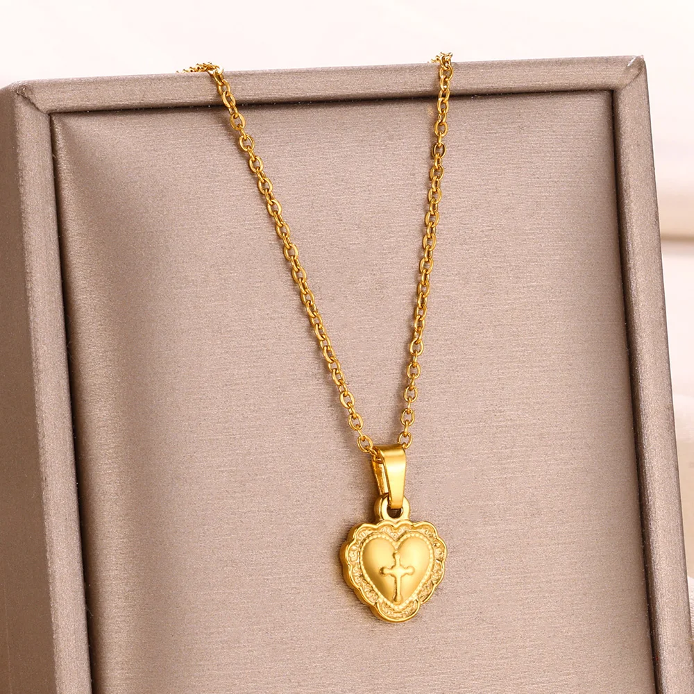 Gold plated  Heart Pendant Necklace Love