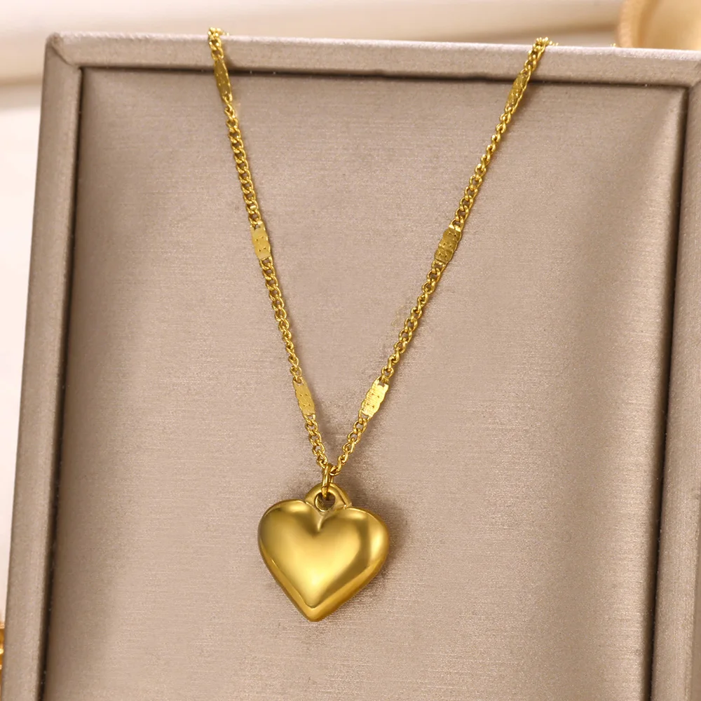 Gold plated  Heart Pendant Necklace Love