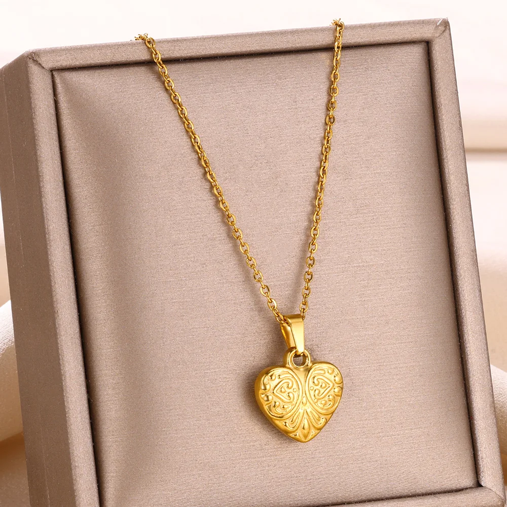 Gold plated  Heart Pendant Necklace Love