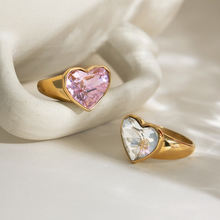 Crimson Heart of Celestial Love: 18K