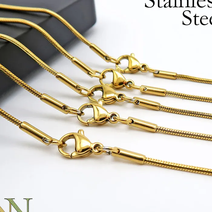20 Pieces x Snake Chain Necklace