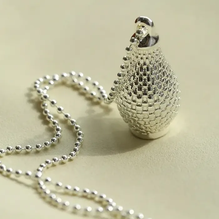 Europe Fashion Woven Bottle Plated Platinum