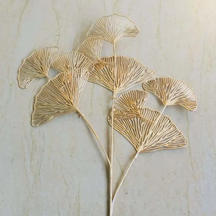 5pc gold ginkgo eucalyptus holly three-pronged