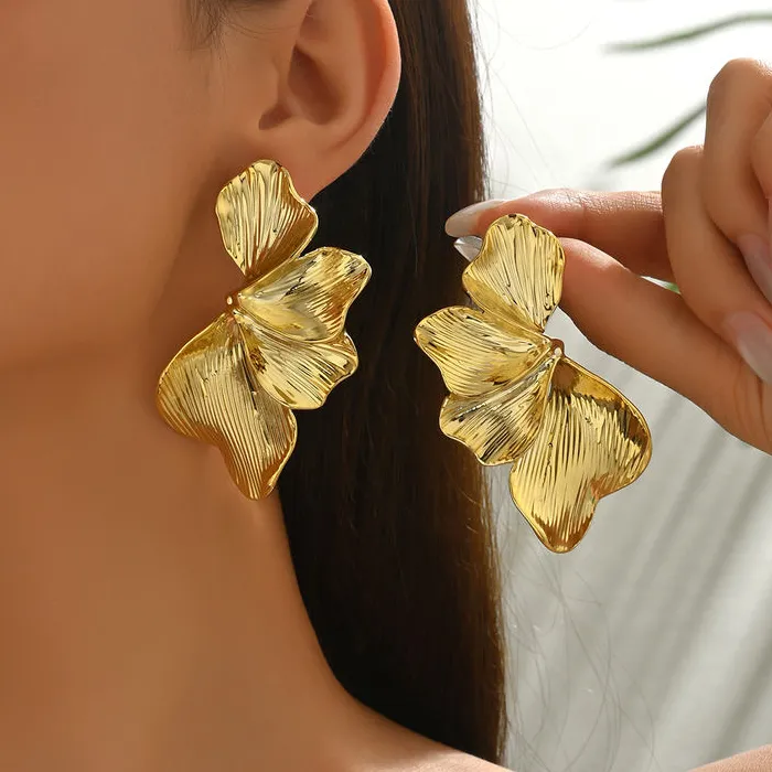 Elegant Ginkgo Leaves Half Flower Earrings