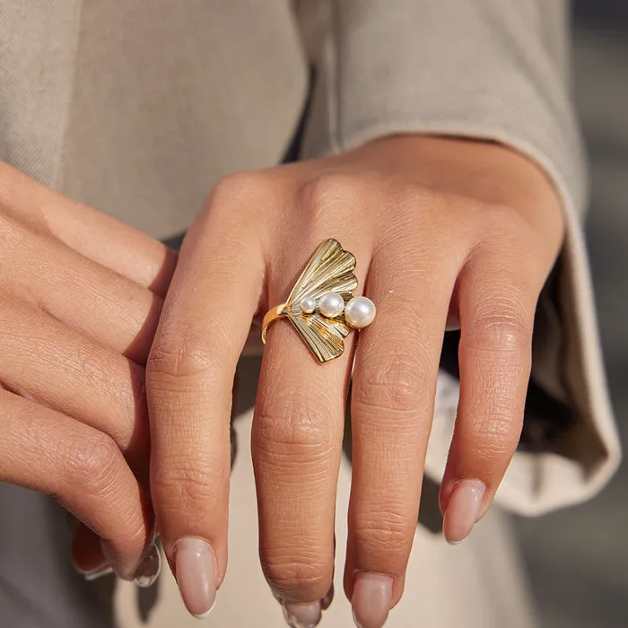 Classic Pearl Ginkgo Leaf Ring 18K