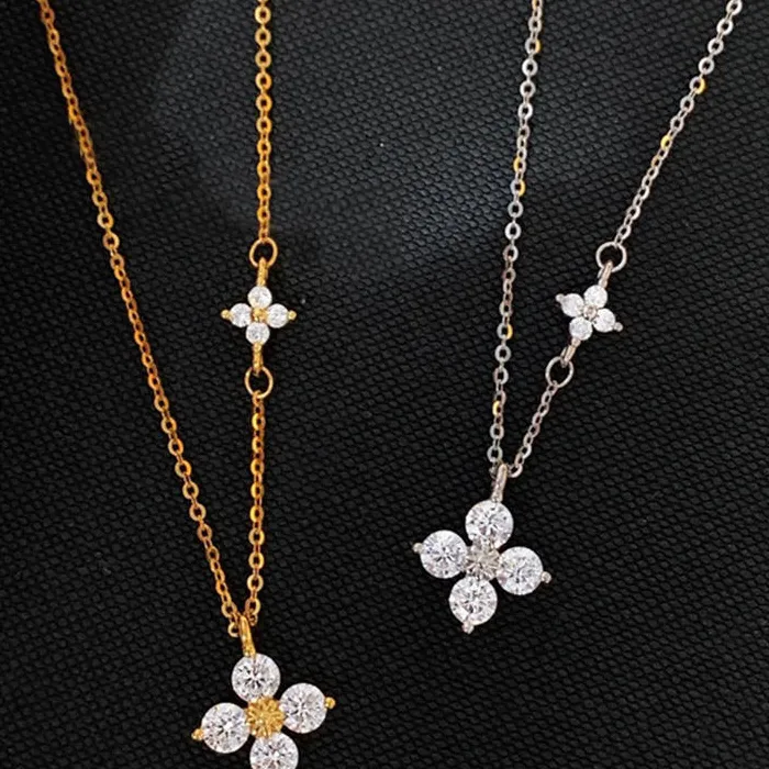 925 Sterling Silver Dainty Lucky Leaf