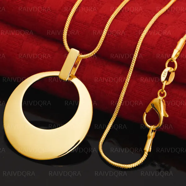 18K Gold Plated Round Pendant Necklace